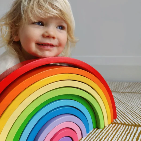Montessori didaktičke igračke za razvoj motorike, mašte i logike kod djece